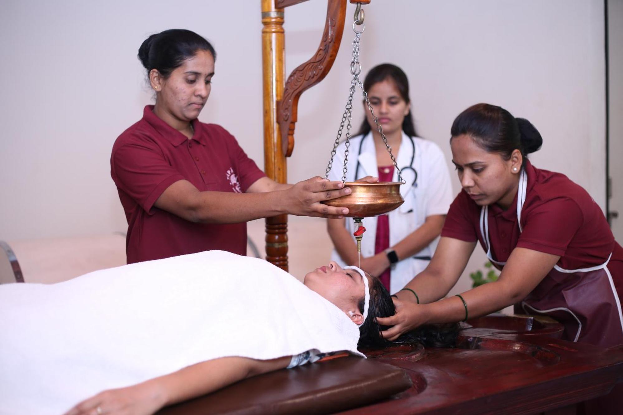 Tapasya Health & Wellness Hotell Jaysingpur Exteriör bild
